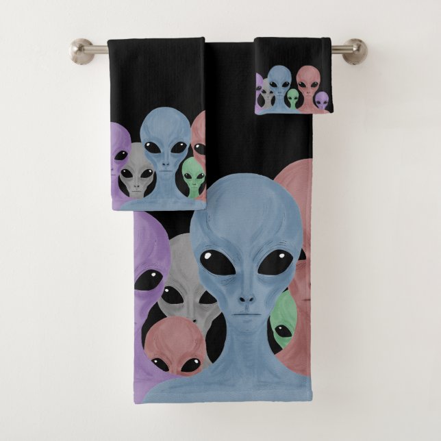 Conjunto De Toalhas Unique Hand Drawn Multi Coloured Aliens  (Insitu)