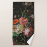 Conjunto De Toalhas Vintage Dutch Master Still Life Rachel Ruysch<br><div class="desc">Step into the Dutch Golden Age with this masterfully restored reproduction of "Still Life with Flowers on a Marble Tabletop" (1716) by Rachel Ruysch. As one of the most celebrated floral painters in history, Ruysch was famous for her meticulous detail and dramatic, "moody" lighting. This piece features a lush, asymmetrical...</div>