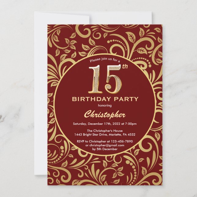Convite 15 Birthday Burgundy Red e Dourado Padrão Floral (Frente)