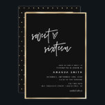 Convite 16 anos de aniversário preto de folha de alumínio<br><div class="desc">Sweet 16 Modern Script Faux Gold Foil Black Birthday Convite Mensagem-me para qualquer ajuste necessário</div>