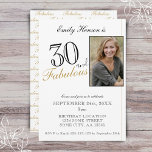 Convite 30 e Fabuloso Roteiro Elegante Foto Aniversário<br><div class="desc">30 e Fabuloso Convite de Aniversário de Foto de Script Elegante. Convite de aniversário de fotos elegante. O padrão fabuloso está do lado de trás. Adicione sua foto e personalize o texto no convite. Excelente para a festa de aniversário de uma mulher.</div>