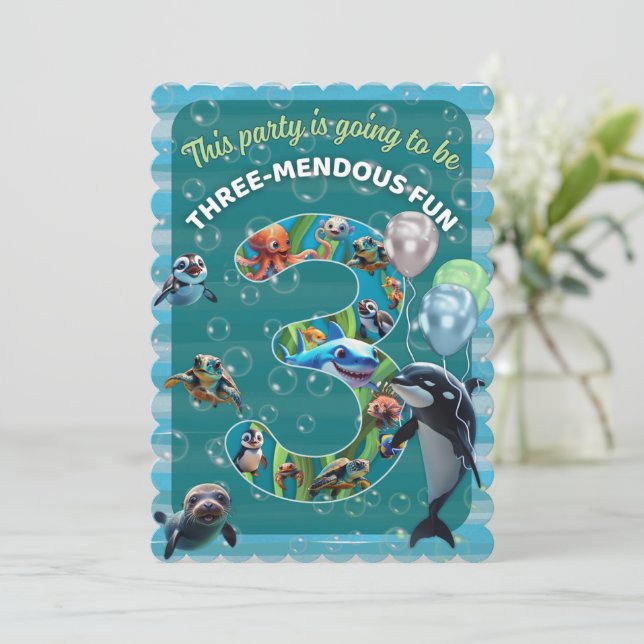 Convite 3-Mendous Fun Flat Scalloped Birthday Invitation (Em pé/Frente)