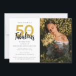 Convite 50 e Fabulosa 50ª Festa de aniversário de Fotograf<br><div class="desc">Celebre um marco notável com nosso exclusivo 50º convite de aniversário. Este cartão apresenta uma fotografia elegante da aniversariante projetada para honrar metade de um século com estilo e sofisticação. Quer você esteja planejando uma reunião íntima ou uma grandiosa família, nosso 50º convite de aniversário o ajudará a dar o...</div>