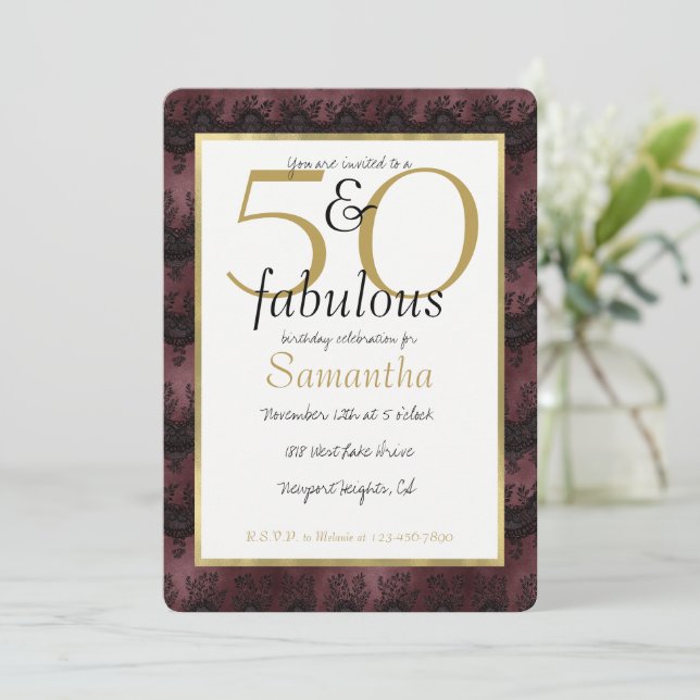 Convite 50 e Fabulosas Glam Dourado Borgonha Preto Renda F (Em pé/Frente)