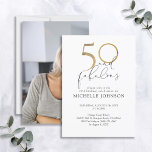 Convite 50 e Fabuloso Branca Preta e Foto Dourada Aniversá<br><div class="desc">"50 e fabuloso!" O convite de 50 anos desta mulher negra, branca e dourada é simples, fresco e único. Apresentando o número "50" em folha de ouro falsa, "e fabuloso" e o nome personalizado e as informações de data estão a preto. "e fabuloso" está escrito em uma bela tipografia escrita...</div>