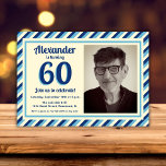 Convite 60.ª Festa de aniversário Retro Blue Stripes Foto<br><div class="desc">Celebre o aniversário de 60 anos com nosso na moda e convite de festas sofisticado! Este modelo de fotografia apresenta um design masculino com faixas azuis retrorais em marinho azul, aqua e matizes de marfim. A combinação dessas cores cria um equilíbrio perfeito entre nostalgia e modernidade. Quer você esteja fazendo...</div>