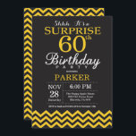 Convite 60.º aniversário - Chevron preto e amarelo<br><div class="desc">Surpreenda o 60º Convite de Aniversário com Chevron Preto e Amarelo. Chalkboard. Aniversário Adulto. O Dia do Homem ou da Mulher Convidam.
Para mais personalização,  clique no botão "Personalizar" e use a ferramenta design para modificar este modelo.</div>