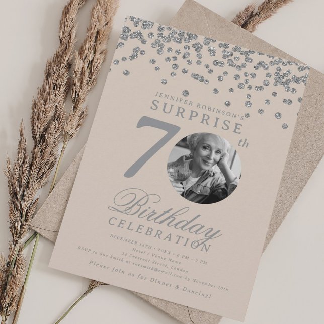 Convite 70 de Foto SURPRESA Champanhe prateado (SURPRISE Photo 70th Birthday Silver Champagne Invitation)
