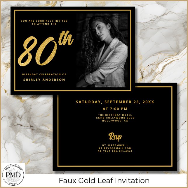 Convite 80 Birthday Elegante Foto Negra Folha Dourada (80th Birthday Elegant Photo Black and Faux Gold Leaf Invitation with Party Details on the Back.)