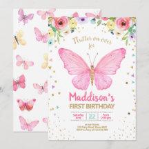 A borboleta beija o aniversário floral dos