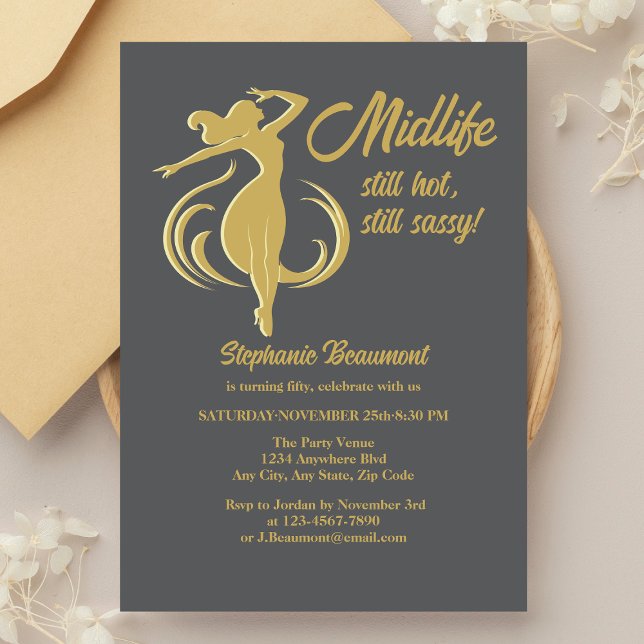 Convite A Dourada meia-idade da mulher ainda quente 50 ano (Criador carregado)