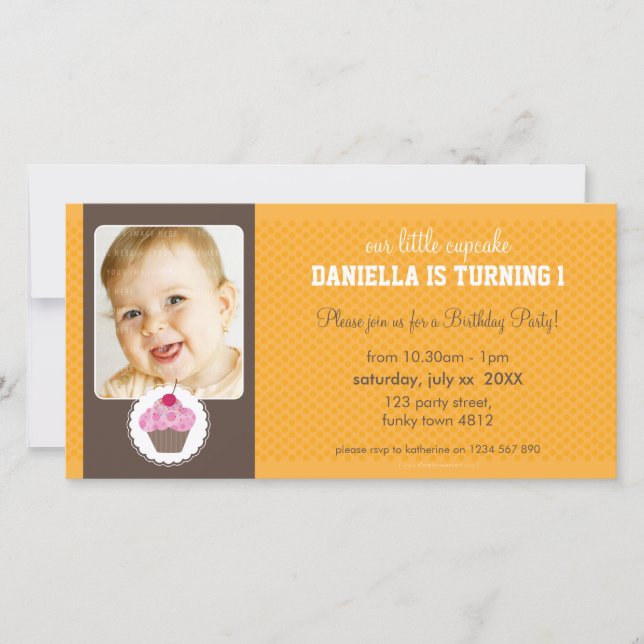 CONVITE À FESTA DE ANIVERSÁRIO FOTOGRAFADA: cupcak (Frente)