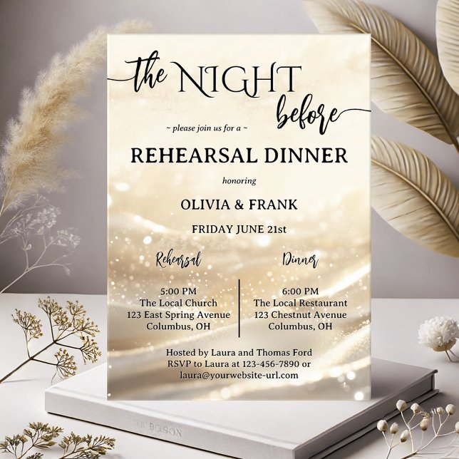 Convite A Noite Antes Do Janto De Ensaio Dourado (Modern boho chic rehearsal dinner invitation showing a festive design with script and gold sparkles)