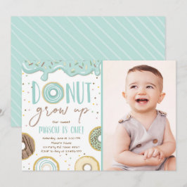 Convite A rosquinha cresce acima a festa de aniversário do