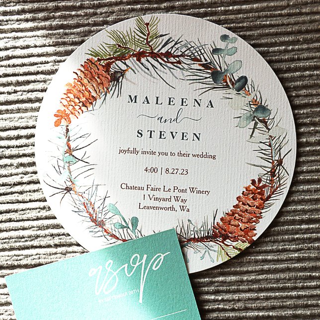 Convite Agulha de pinheiro Eucalyptus Pinecone Wreath Wede (Pine Needle Wreath with Pinecones and Eucalyptus, Winter Wedding Invitations)
