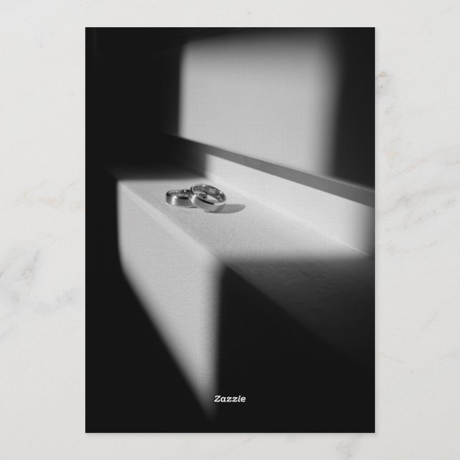 Convite Alianças de Noivado Modernas com Efeito de Sombra  (Verso)