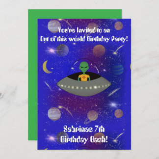 Convite Alienígena em espaçonave Vestindo camiseta do Novo