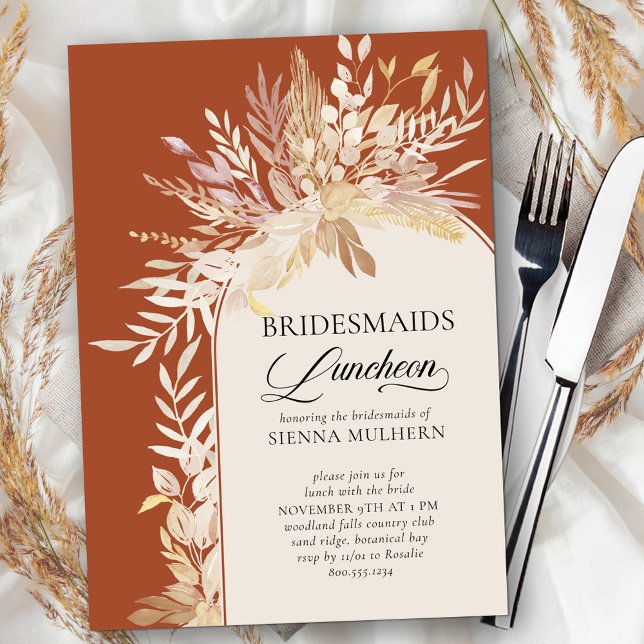 Convite Almoço das Damas de Honra com Arco Botânico de Ter (Bridesmaids Luncheon invite in terracotta with modern wedding arch framed with neutral fall leaves)