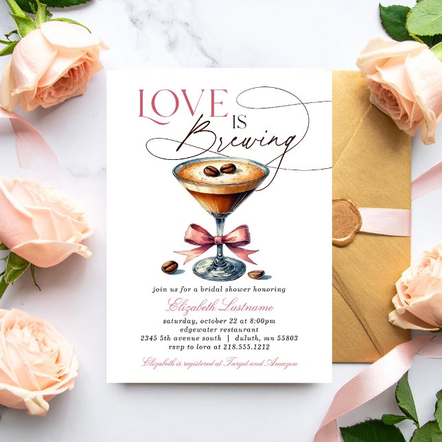 Convite Amor é Criar Chá de panela Espresso Martini (Love is Brewing Espresso Martini Bridal Shower Invitation)
