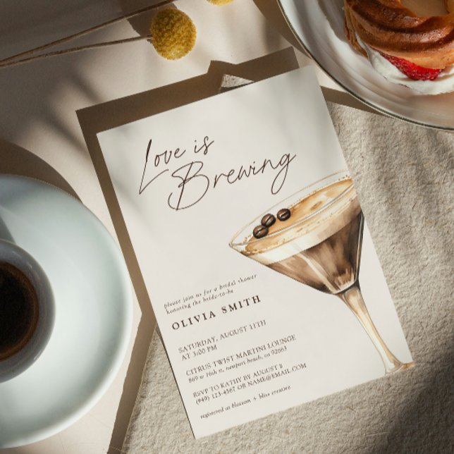 Convite Amor é Criar Chá de panela Espresso Martini (Easily personalize this modern bridal shower invite for the espresso martini loving bride-to-be!)