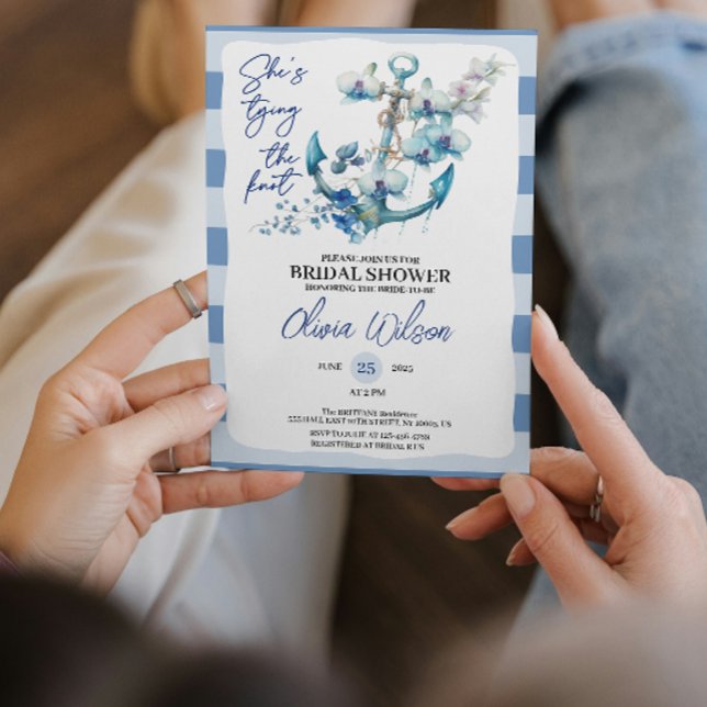 Convite Âncora Amarrando o Nó Chuveiro de Noiva Náutico (chic Anchor Floral Roses Tying the Knot Nautical Bridal Shower Blue and White Stripe Sailboat invite)