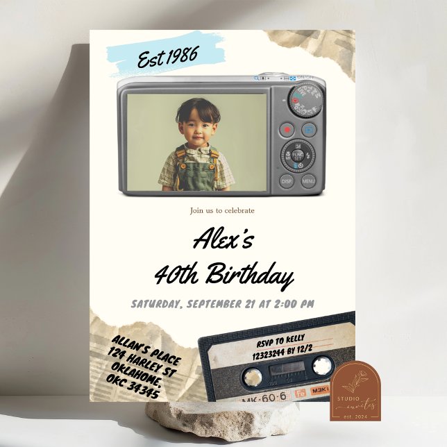 Convite Aniversário com Câmera Digital Vintage Retro (Criador carregado)