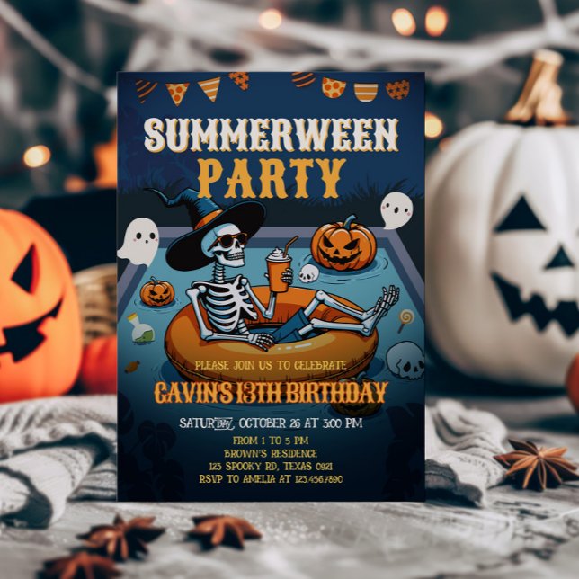 Convite Aniversário da Piscina de Summerentre de Halloween (Halloween Pool Summerween Birthday Invitation)