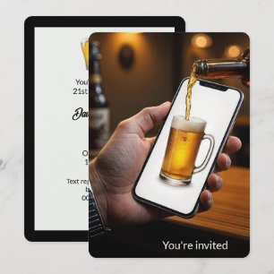 Convite aniversário de 21 anos Beer Mug em um Smartphone