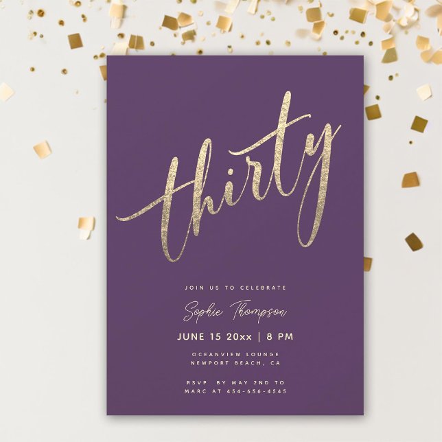 Convite Aniversário de 30 anos de Elegante de Gama Minimal (purple gold calligraphy 30th birthday invitation for women elegant minimalist classy simple modern)