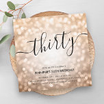 Convite Aniversário de 30 anos de Luzes Leves Douradas do<br><div class="desc">Elegante Glam Rosa Glitter Dourado Luzes aniversário de 30 anos do Script de convite modelo com luzes Rosa Douradas brilhantes e script de tipografia moderno.</div>