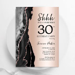 Convite aniversário de 30 anos de Surpresa do Agate Negro<br><div class="desc">Ouro preto e rosa agata convite de festas aniversário de 30 anos surpresa. Elegante design moderno com fundo de geode de mármore agate, fonte de rosa dourado faux glitter e script de tipografia. Trendy convida o cartão perfeito para uma comemoração de dia das mulheres na moda. Impressos convites Zazzle ou...</div>