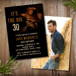Convite aniversário de 30 anos Foto: Rustic Cowboy Hat Boo<br><div class="desc">aniversário de 30 anos Foto Rustic Cowboy Hat Boots Invitation apresenta um par de botas de cowboy de couro com o chapéu e as informações personalizadas do convite de festas de aniversário de 30 anos abaixo. No verso,  adicione sua foto favorita. Criado pelo Evco Studio www.zazzle.com/store/evcostudio</div>