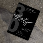 Convite aniversário de 30 anos Moderna Cinza Negra Minimal<br><div class="desc">Comemore um aniversário de um marco em estilo com este convite de aniversário de 30 anos moderno e minimalista. Com um design preto monocromático, este convite deve fazer uma declaração. O elegante roteiro dos trinta adiciona um toque de sofisticação ao design. Perfeito para uma celebração neutra em termos de gênero,...</div>