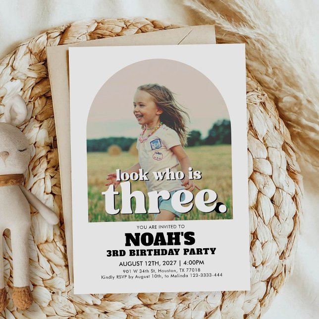 Convite aniversário de 3 anos: Olhe Quem Tem Três (Criador carregado)