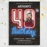 Convite aniversário de 40 anos de Neon Fotográfico Persona<br><div class="desc">Convite para Neon aniversário de 40 anos de Foto Personalizada Retroativa dos anos 80. Um design de convite para o aniversário de neon, estilo neon, estilo 80s divertido e retrógrado, com um fundo de tijolos de aparência rústica. A design é simples com uma dica de humor e foto personalizável! Veja...</div>