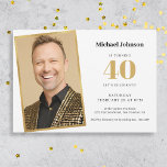 Convite Aniversário de 40 anos Personalizado Simples de Fo<br><div class="desc">Convite Personalizado para aniversário de 40 anos Simples de Fotografia. Comemore um marco em estilo com nosso design de convite que combina a simplicidade e a sofisticação sem falhas. A combinação eterno de branco e ouro dá o tom para um caso elegante, assegurando que seu aniversário de marco seja um...</div>