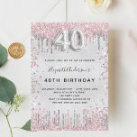 Convite aniversário de 40 anos prateado, poeira de metal r<br><div class="desc">Um convite moderno, na moda e glamouroso para um aniversário de 40 anos. Um fundo de aspecto fino prateado, decorado com pó brilhante de prata rosa e falso. Personalize e adicione o seu nome e detalhes da festa. O número 40 é escrito com uma fonte de estilo de balão, script....</div>