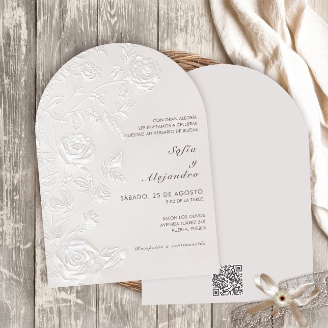 Convite Aniversário de Bodas Rosas Brancas com Código QR (Criador carregado)