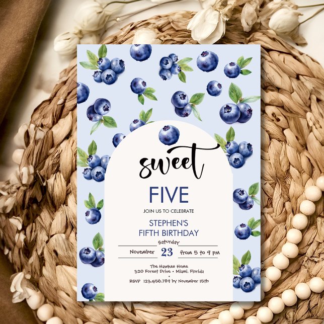 Convite Aniversário de criança doce de mirtilo (Criador carregado)