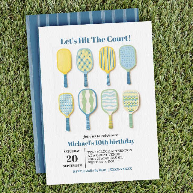 Convite Aniversário de Pickleball Elegante com Aquarela Si (Serve up some fun with this stylish pickleball-themed birthday invitation.)