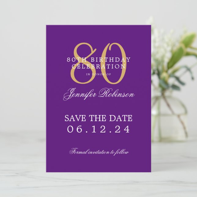 Convite Aniversário do 80 Roxo Dourado Salvar a Data (Em pé/Frente)