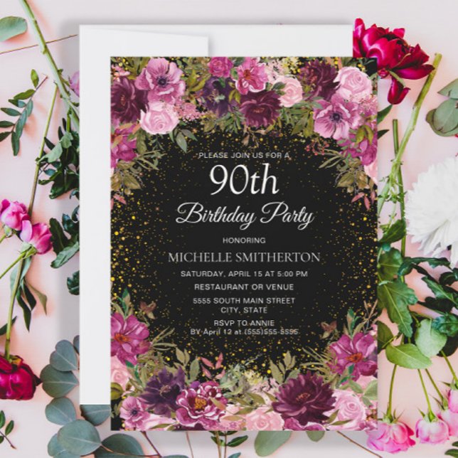 Convite Aniversário do 90 preto, cor-de-rosa, brilhante, c (Burgundy and pink floral on black 90th birthday party invitation)