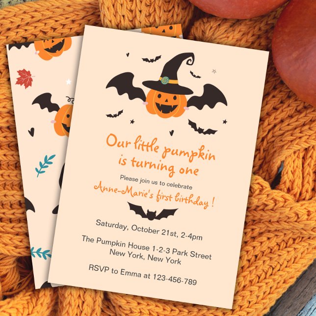 Convite Aniversário do Pequeno Pumpkin Halloween (little pumpkin is turning one. Halloween Birthday Party Invitation for Autumn Fall Birthday kids.)