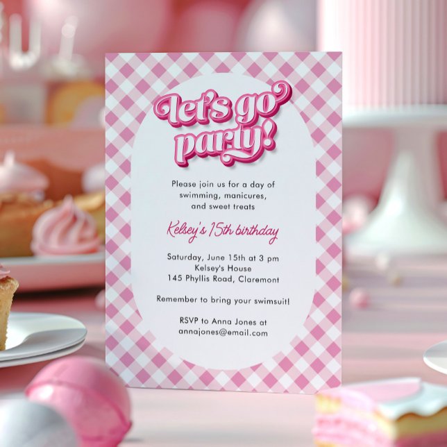 Convite Aniversário do Vamos Pink Gingham Go Party (pink gingham birthday party invitation with "let's go party" text.)