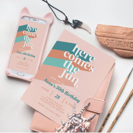 Convite Aqui vem o divertido Retro Boho aniversário de 30 