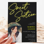 Convite Arca de fotos divertida com script de sinais amare<br><div class="desc">Um brilhante e ousado Sinal de Neon amarelo,  com um convite de aniversário de 16 fotos em preto.</div>