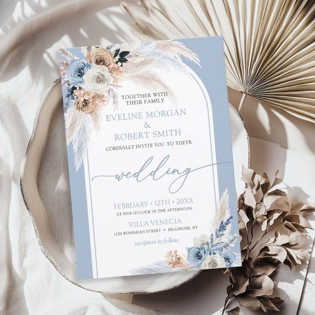Convite Arca de pampas de rosas azuis empoeirada de cor aq (Elegant watercolor dusty blue roses pampas arch invitation)