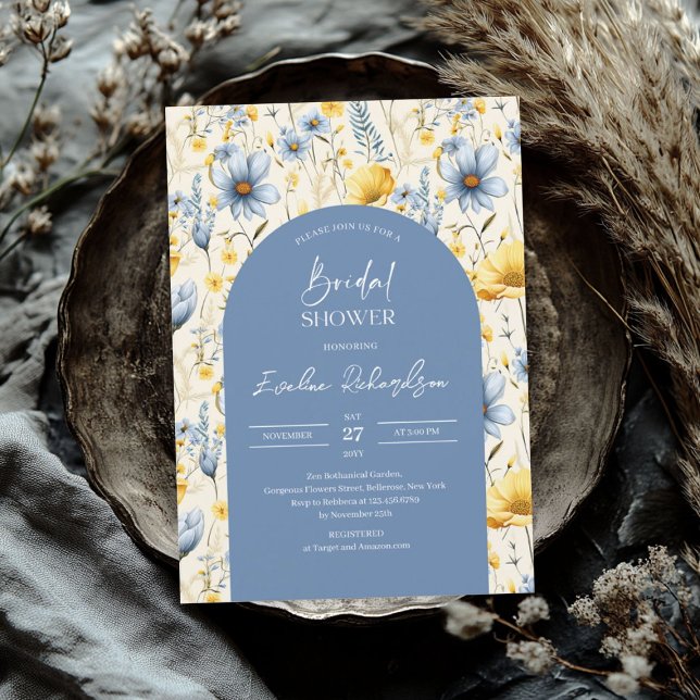 Convite Arca-do-boho, flores silvestres azuis-claras e col (Boho arch colorful light blue yellow wildflowers invitation)