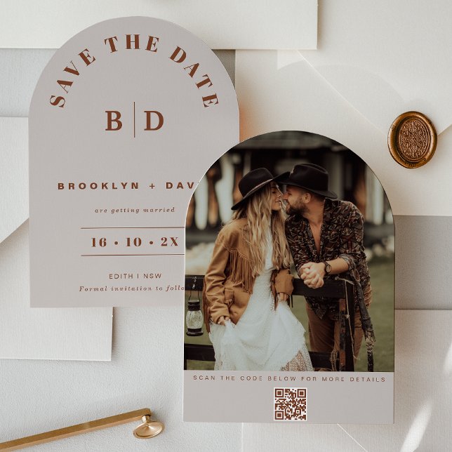 Convite Arch Modern Beige Weding The Date Card (Terracotta Beige Arch Save The Date, Couples Photo, QR code, Modern Arch Save The Date Card, Wedding)