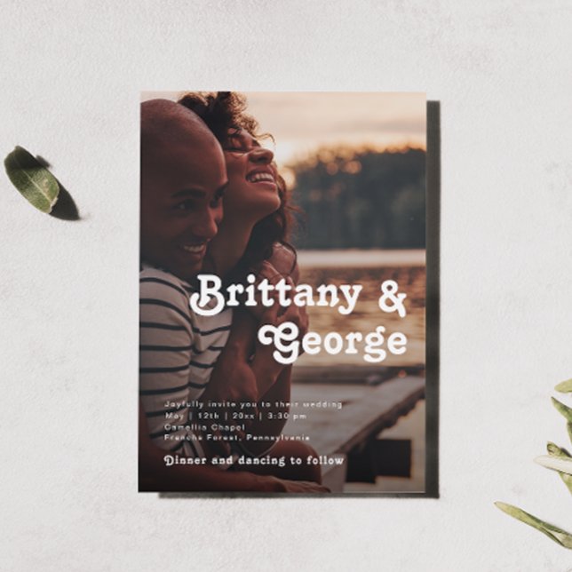 Convite Arranjo de Fotos Desbotadas Casuais com Letra Mode (Criador carregado)